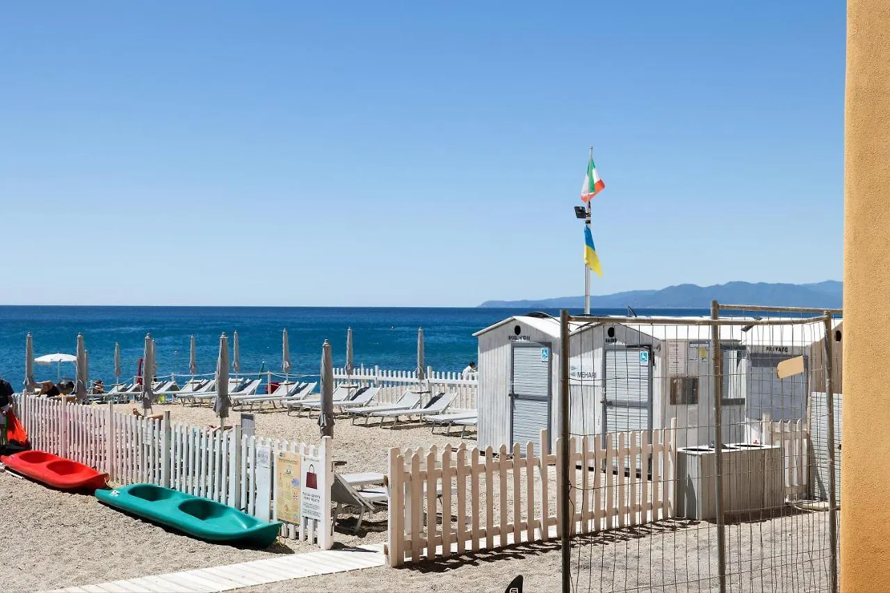 5 Mehari Apartment Varigotti