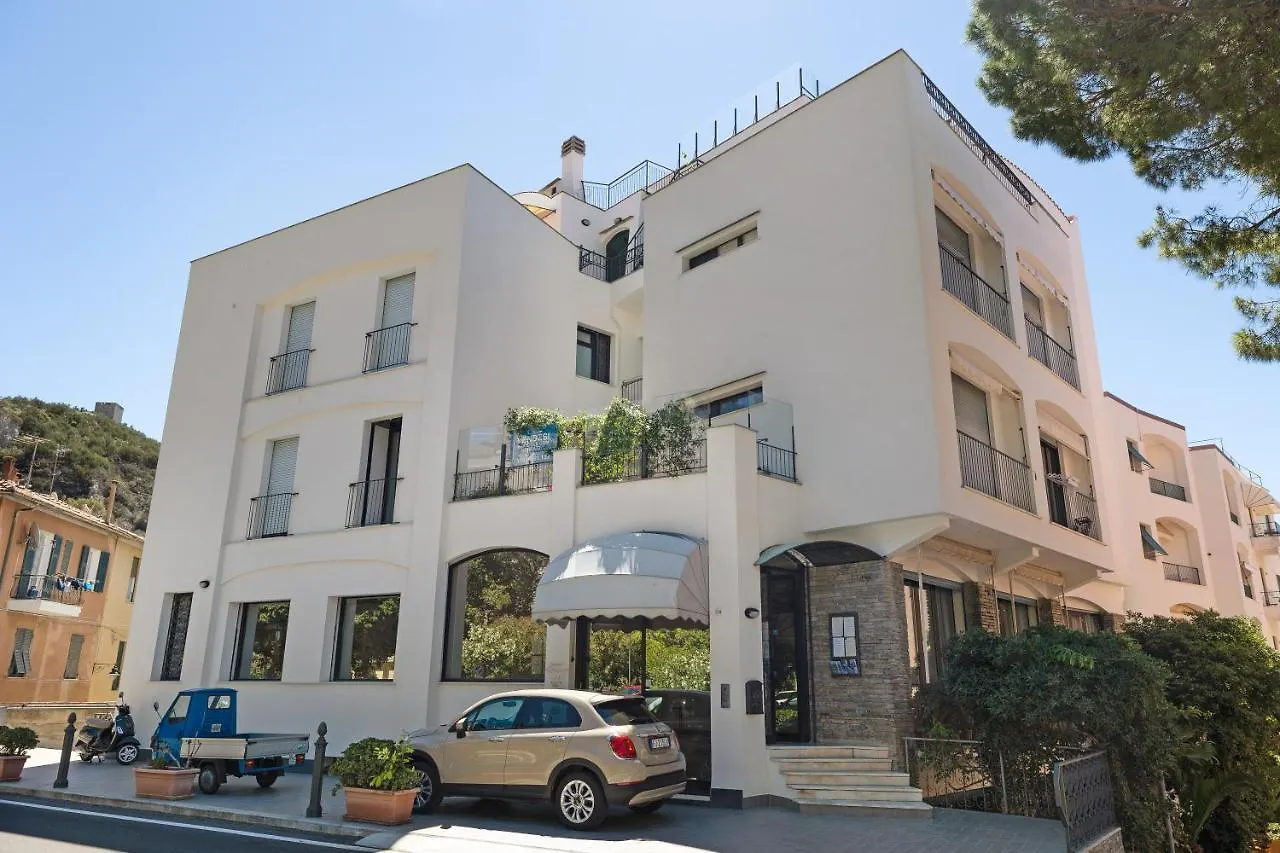 5 Mehari Apartment Varigotti